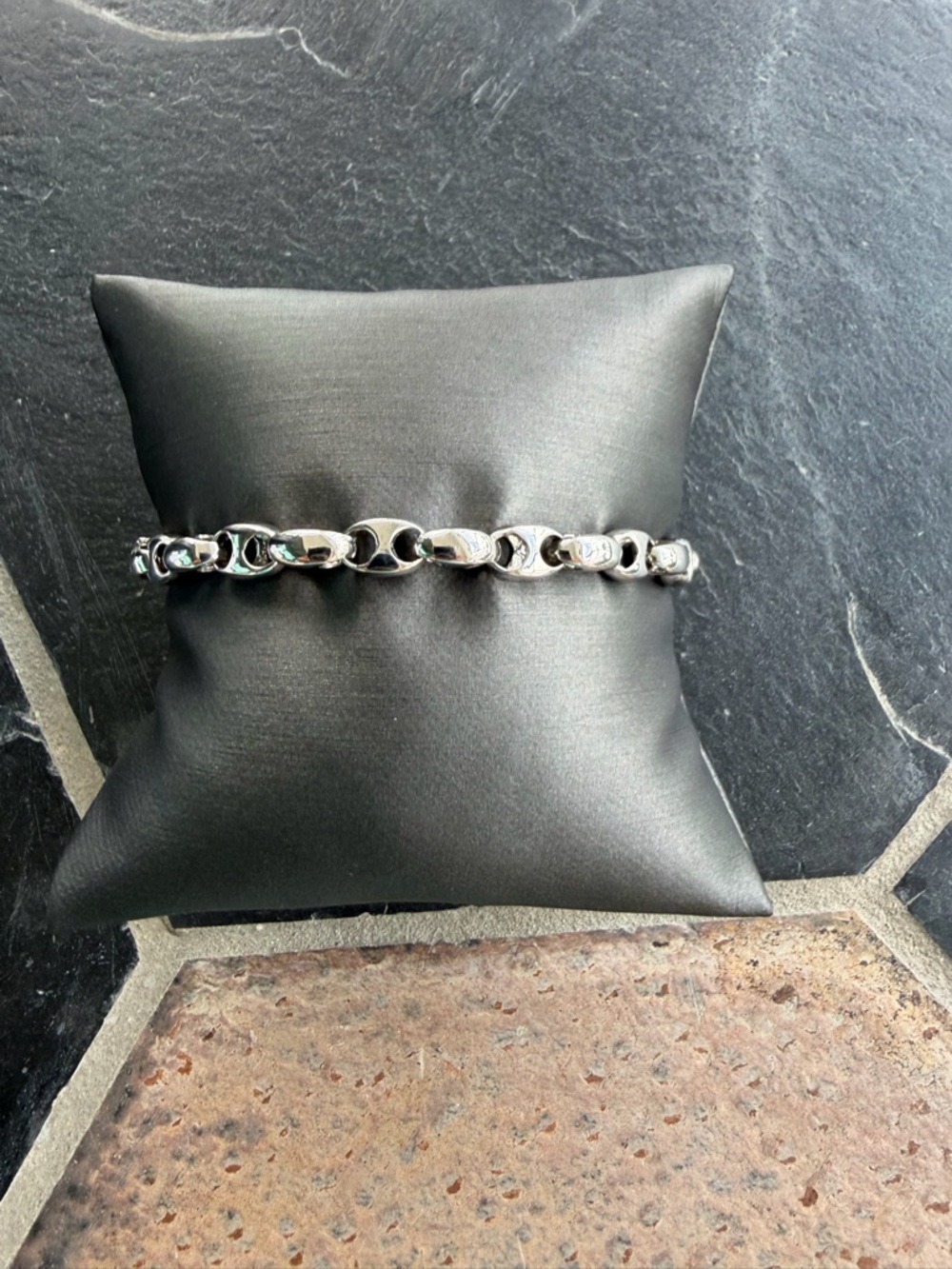 Anchor Link 14kt White Gold  Chain Bracelet 6.25” long